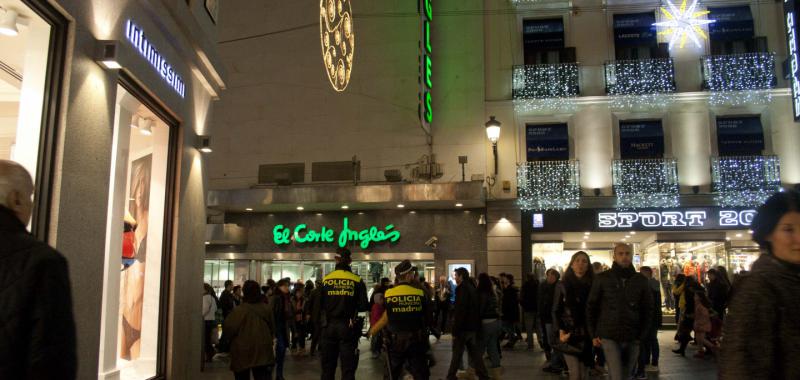 La calle Preciados, una de las más comerciales de Madrid, con vigilancia policial reforzada
